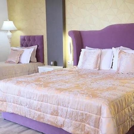 Fafa Hotel 3* Golem (Tirana)